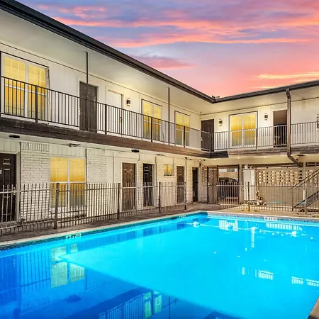Warm Heights 2Br With Pool & Free Parking Apartment Houston Exterior photo