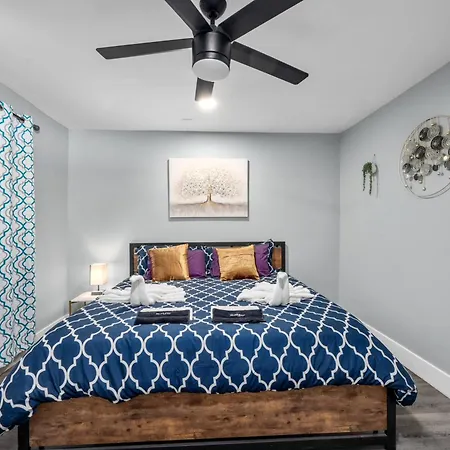 Warm Heights 2Br With Pool & Free Parking Apartment Houston Exterior photo