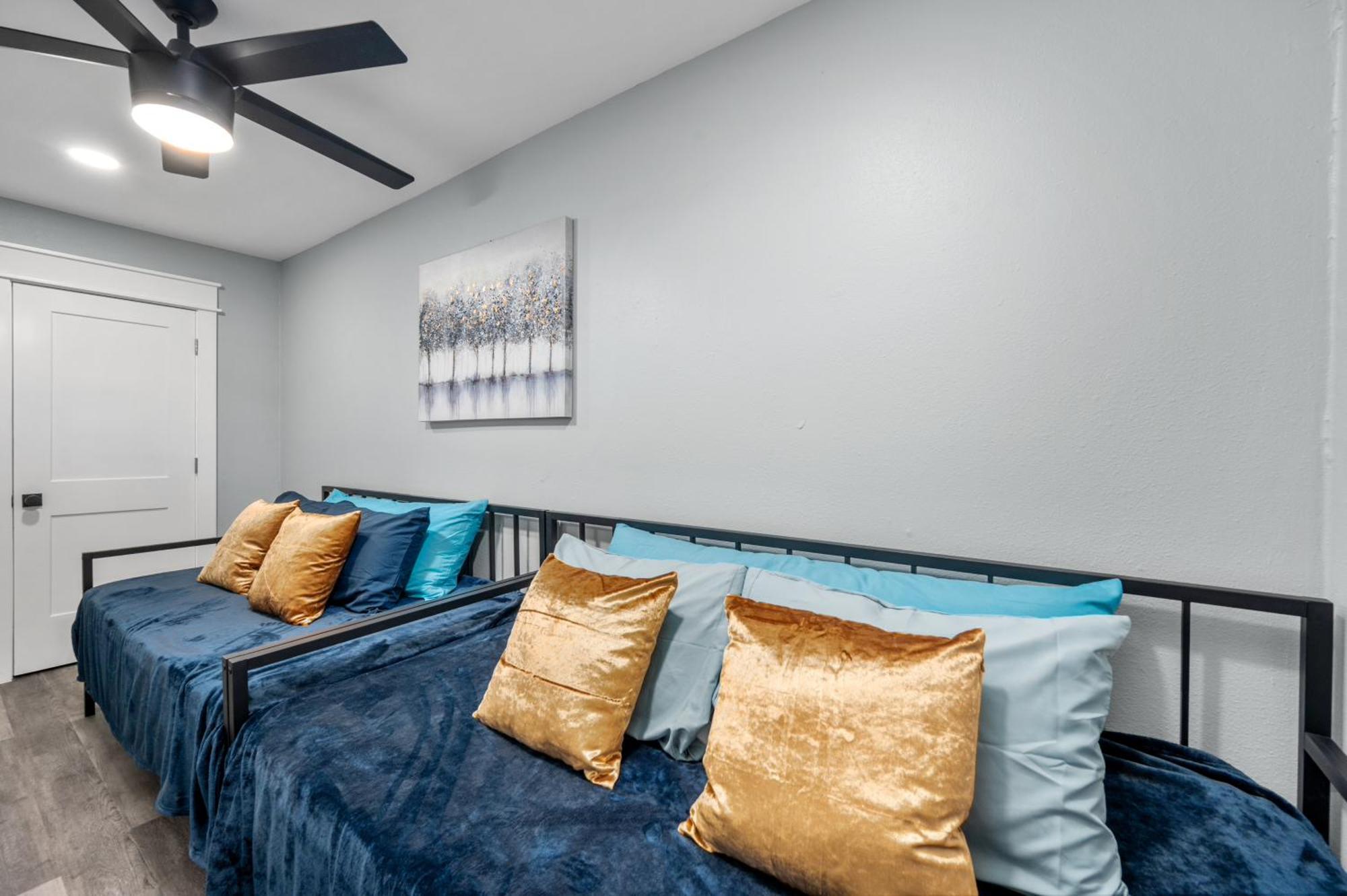 Warm Heights 2br With Pool & Free Parking Houston